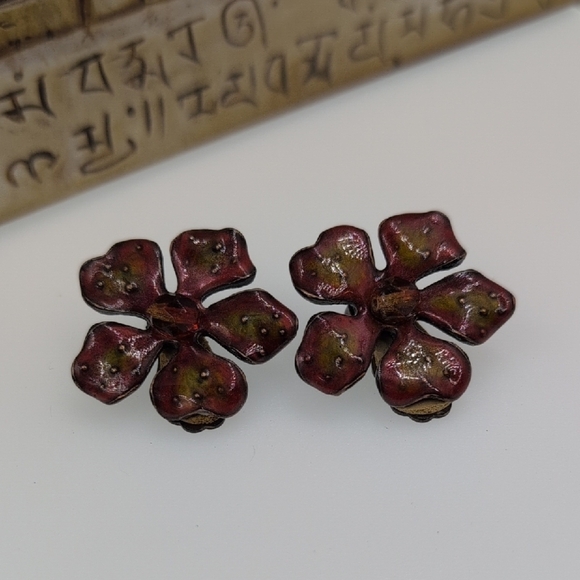 Chico's Red Floral Clip On Earrings - Picture 3 of 7